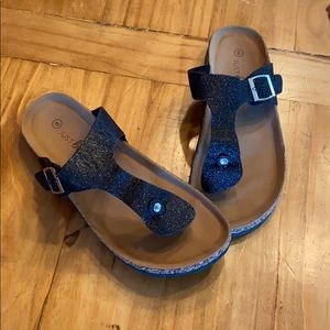 JUST BE - Birkenstock Style Black Glitter T-Sandal